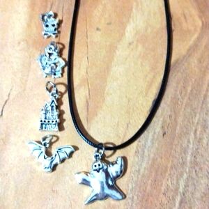 Halloween Special 🎃5, Halloween pendants & a 18" Black cotton necklace.👻